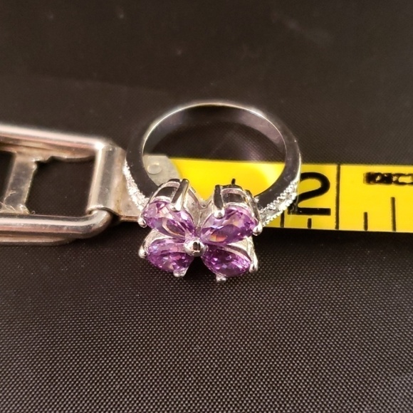 Amethyst Flower Shaped Costume Ring 7.5 - Picture 9 of 9